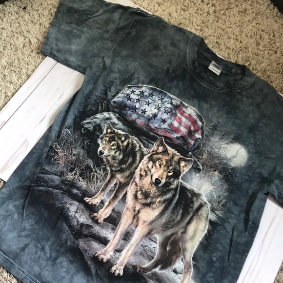 Other - Men’s vintage wildlife wolf tee shirt